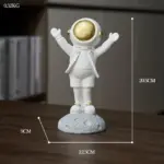 Astronaut_Athlete_Decor_Figurine_-_-_tag1_-4137710 Astronaut Athlete Decor Figurine tag1