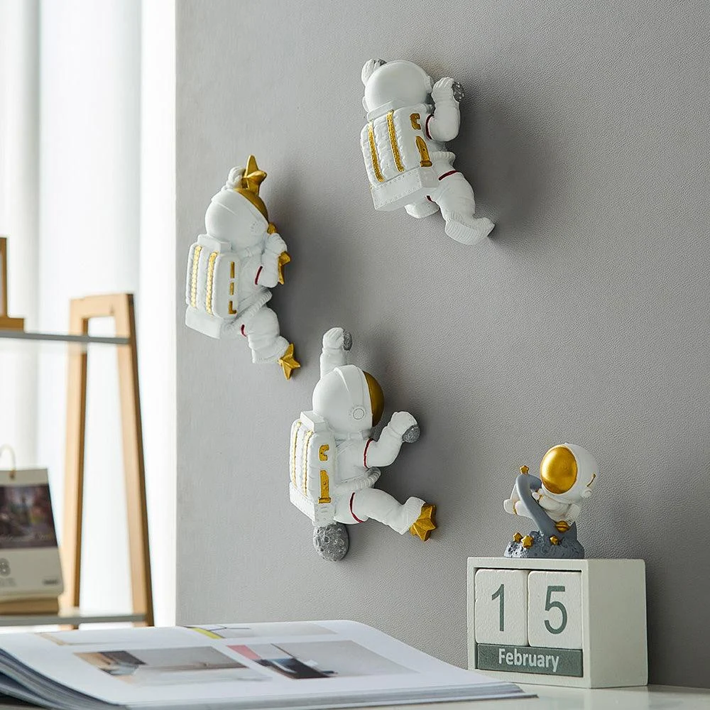 Astronaut Climbers -  - #tag1#