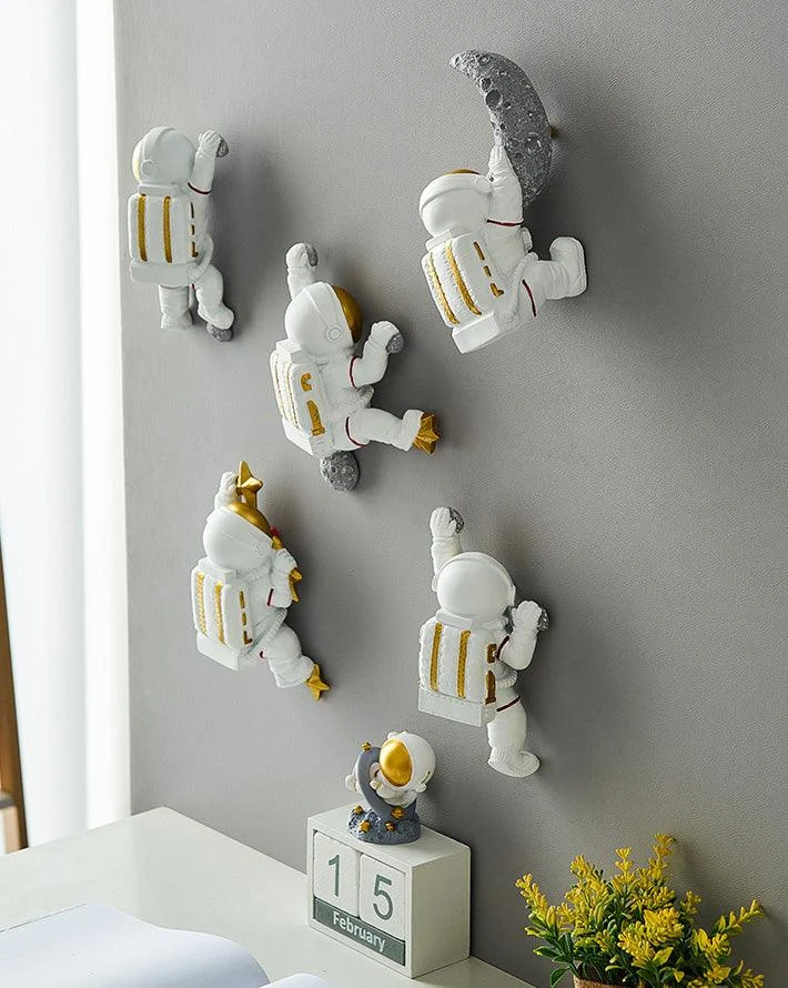 Astronaut Climbers -  - #tag1#