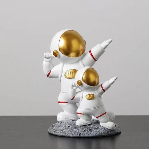 Astronaut Family Decorative Figurine -