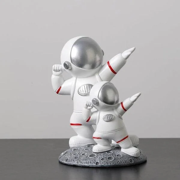 Astronaut Family Decorative Figurine -