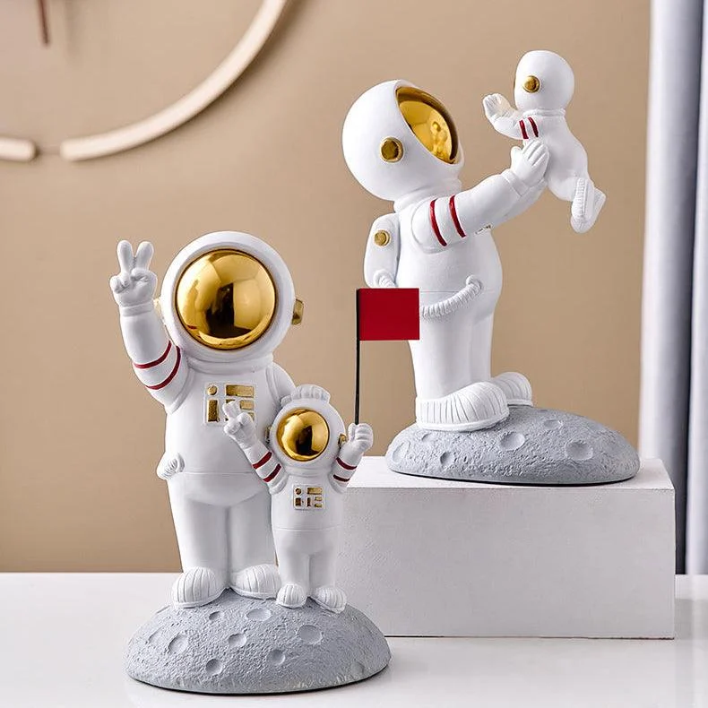 Astronaut Family Statues -  - #tag1#