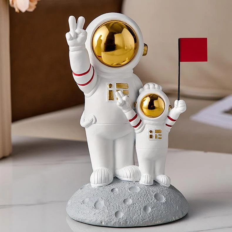Astronaut Family Statues -  - #tag1#