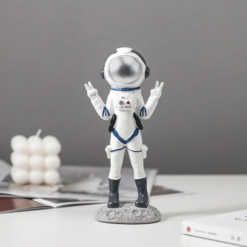 Astronaut Figurines Resin Spacewoman