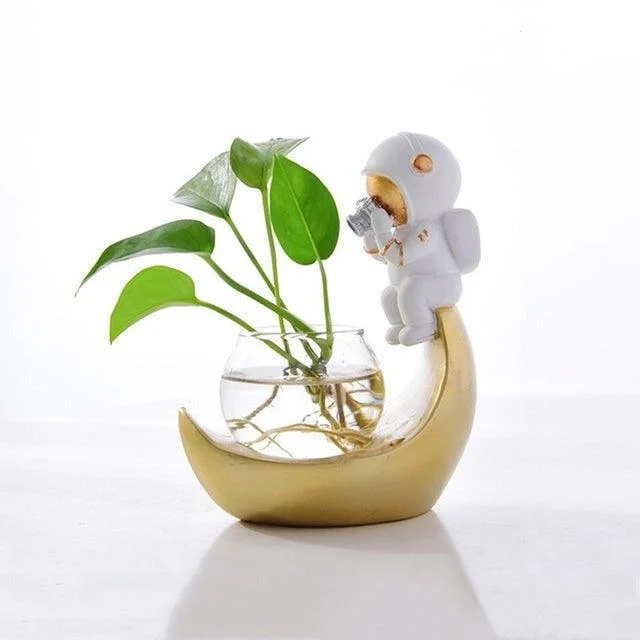 Astronaut Indoor Plant Pot -