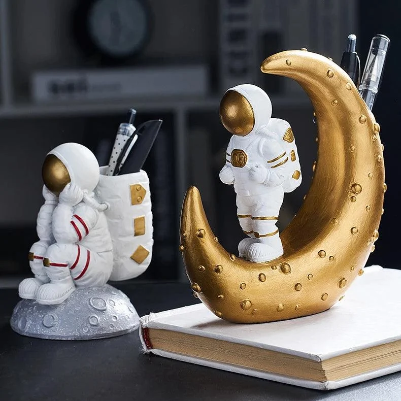 Astronaut Pen Stand -  - #tag1#