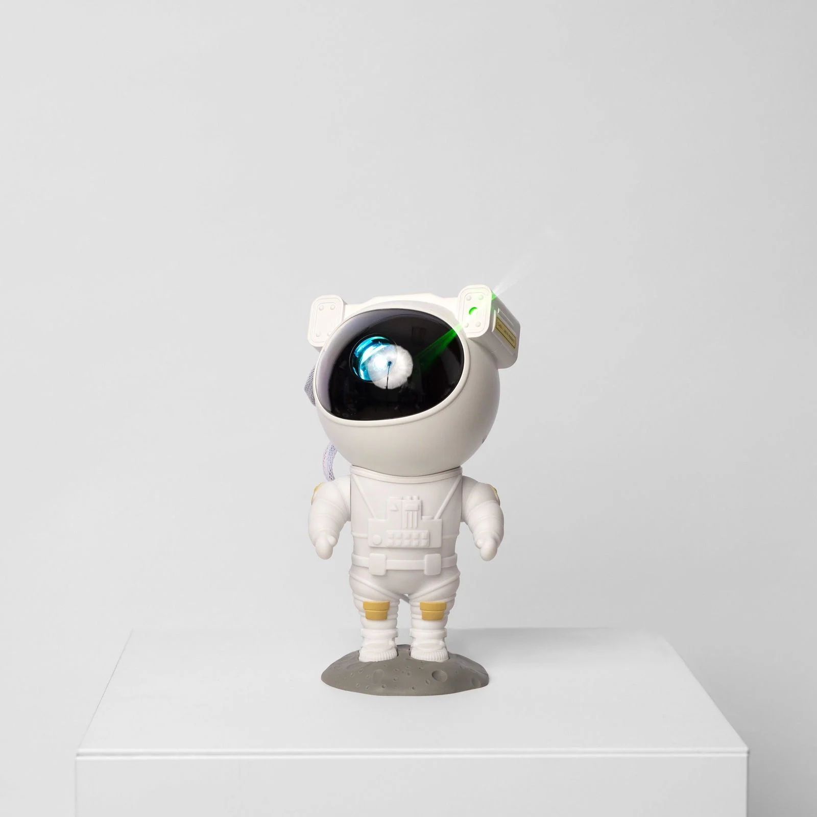 Astronaut Projector -  - #tag1#