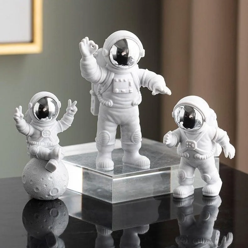 Astronaut on Moon Figurines -  - #tag1#