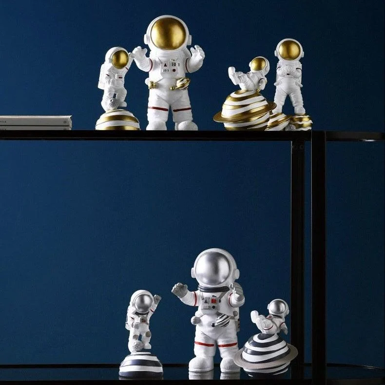 Astronaut on Planet Saturn -  - #tag1#