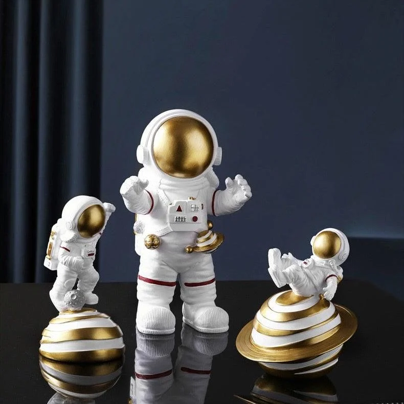 Astronaut on Planet Saturn -  - #tag1#