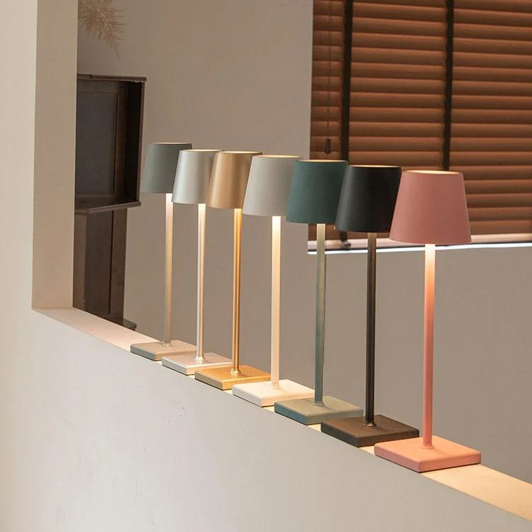 AuraLamp - Minimalist wireless lamp -