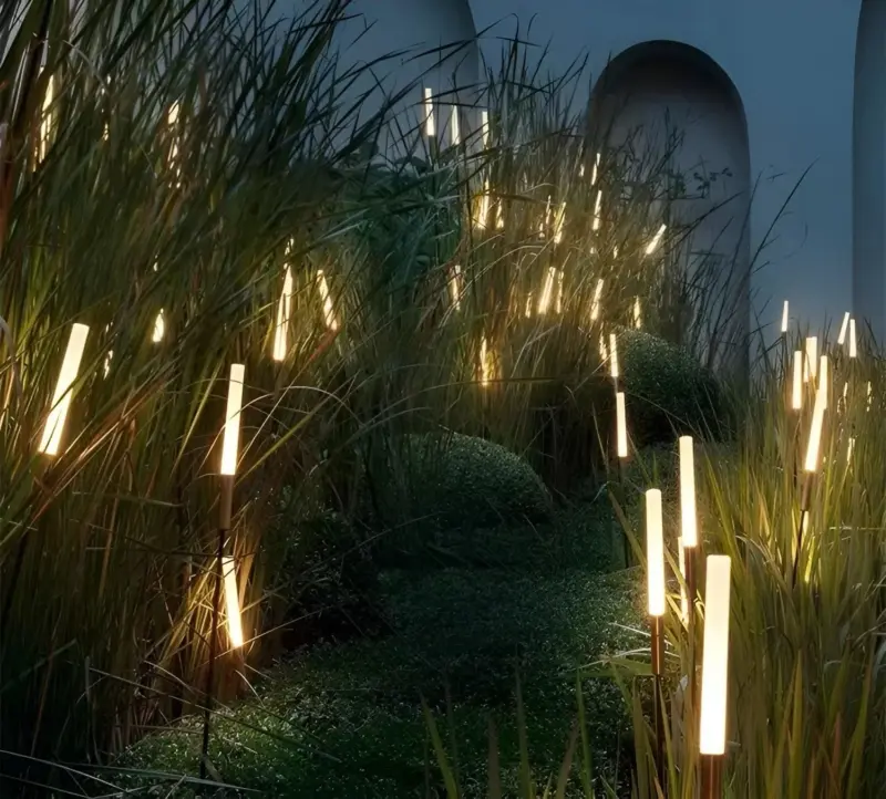 AuraShine Modern solar powered outdoor lamps tag1