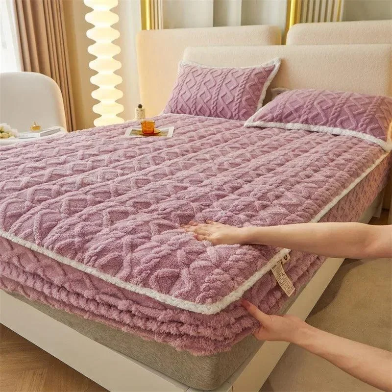 Autumn Winter Thicken Warm Mattress Pad and Pillowcase Soft Tafu Velvet Fitted Bed Sheet Set with Elastic Band Quilted Bed Cover -  - #tag1#