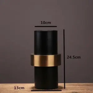 Avivash Vase