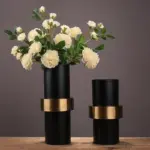 Avivash Vase