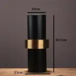 Avivash Vase