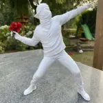 Banksy_Flower_Rioter_Ornament_-_-_tag1_-4147626 Banksy Flower Rioter Ornament tag1