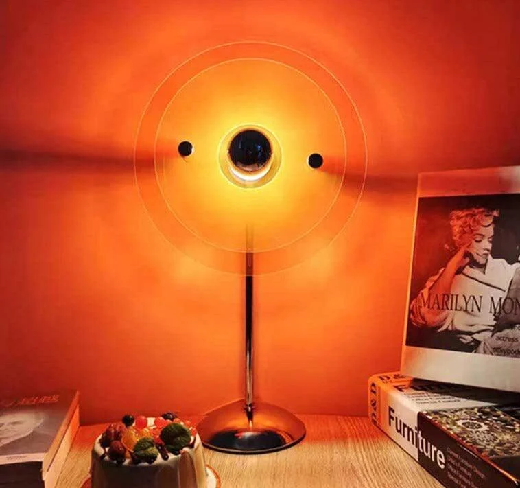 Bauhaus-inspired Retro Aura Lamp -