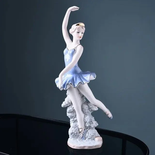 Beauty Lady European American Ceramic Porcelain Sculptures and Statues Handicraft Wedding Gift -