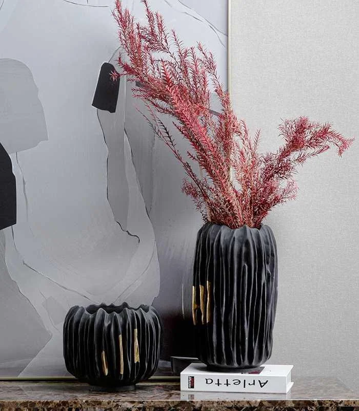 Black Abstract Vase Gold Crease Texture Abstract Resin -  - #tag1#