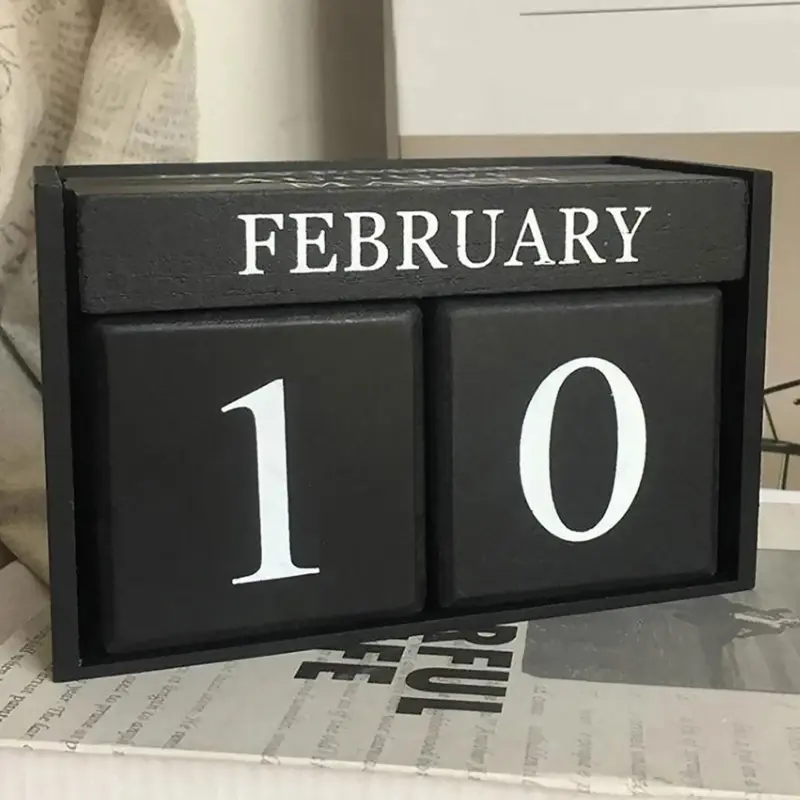 Black White Wooden Block Calendar