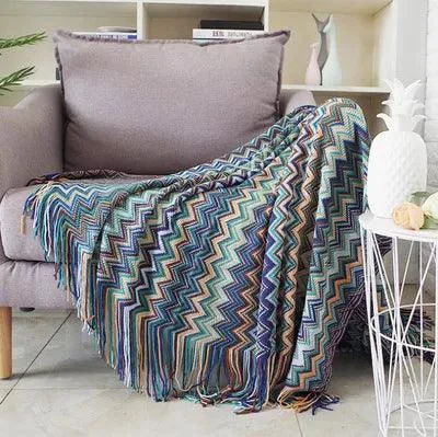 Boho Geometry Blanket: Versatile Décor Accent -