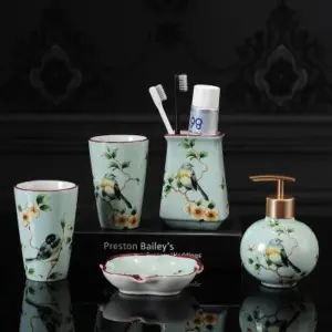 CERAMIC BATHROOM ACCESSORIES SET
