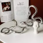 Calaisa Chain Decor