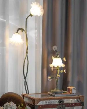 Calla Flowers - Floor lamp