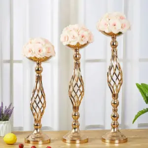 Candle holder - Elegant candle holder