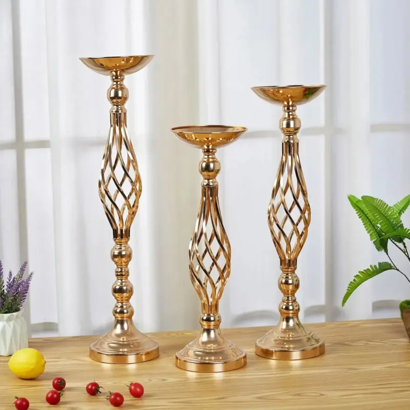 Candle holder Elegant candle holder for every occasion tag1