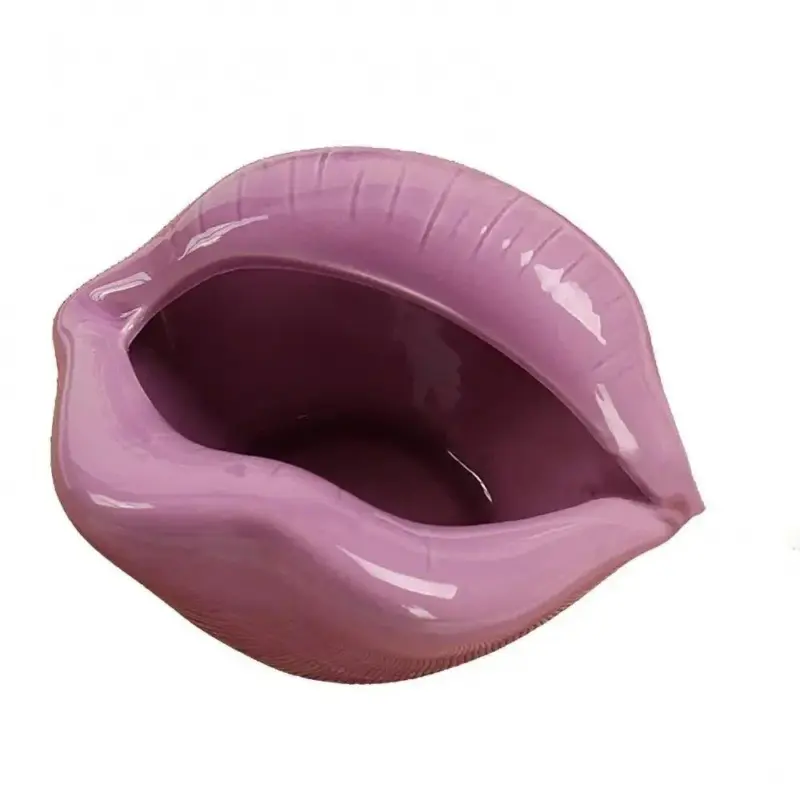 Cartoon Lips Ceramic Ashtray tag1