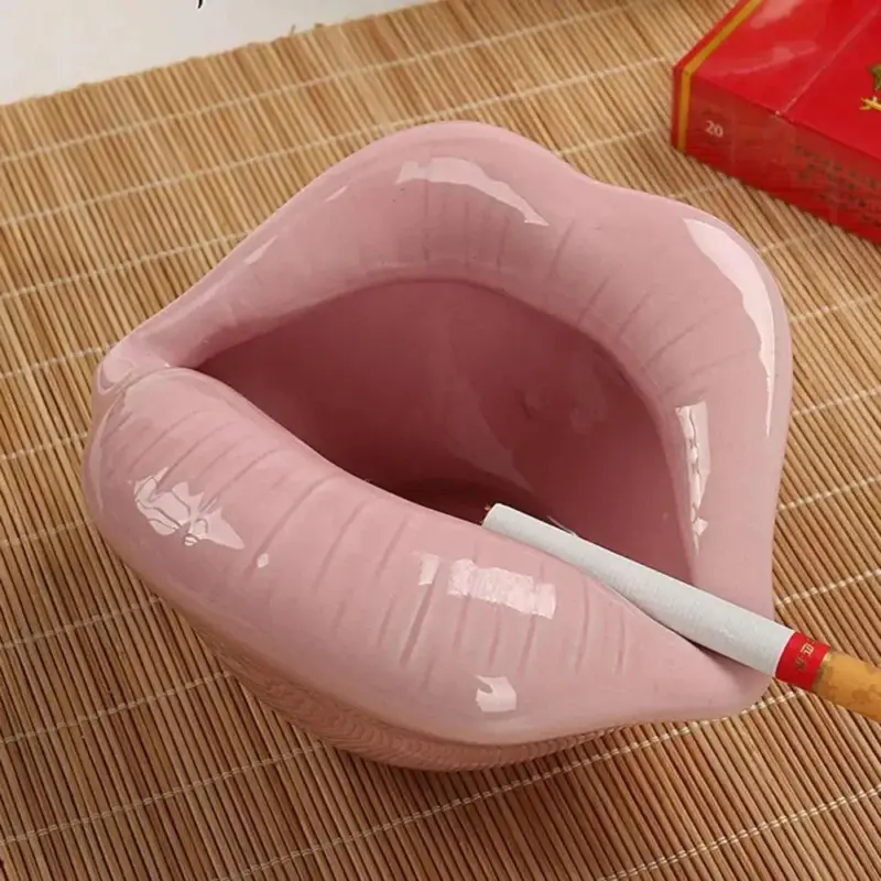Cartoon Lips Ceramic Ashtray tag1