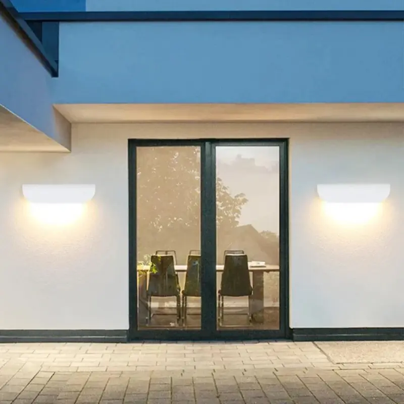CascadeSpot Waterproof outdoor wall light