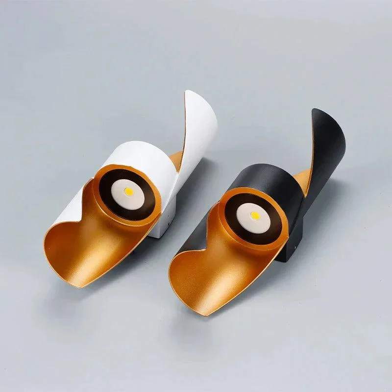 Cascadia - LED wall light for outdoors -