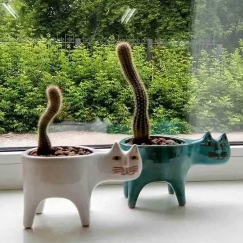 Cat Tail Hand Crafted Flower Pot