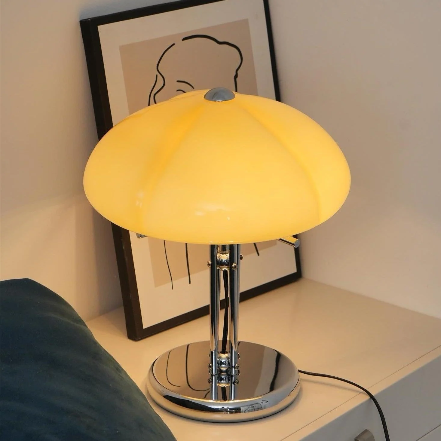 Cato Glass Table Lamp 0624 9