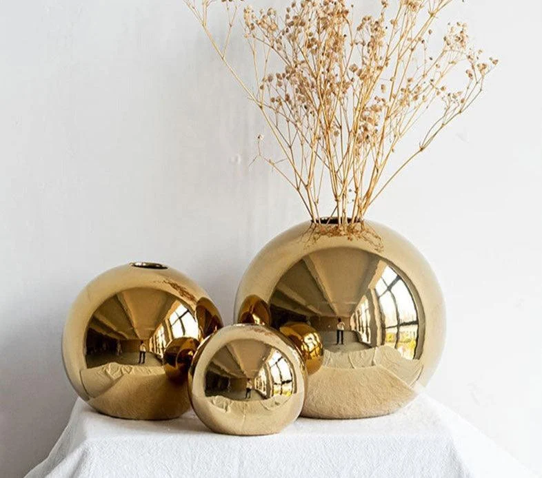 Ceramic Golden Mirror Ball Vase For Flower Arrangement -
