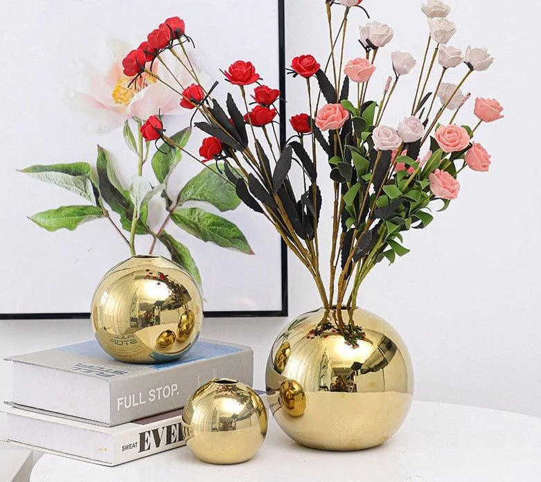 Ceramic Golden Mirror Ball Vase For Flower Arrangement -