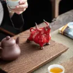 Ceramic Raging Bull tag1