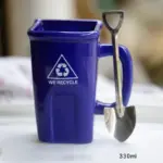 Ceramic Rubbish Bin Shape Mug With Shovel Spoon tag1