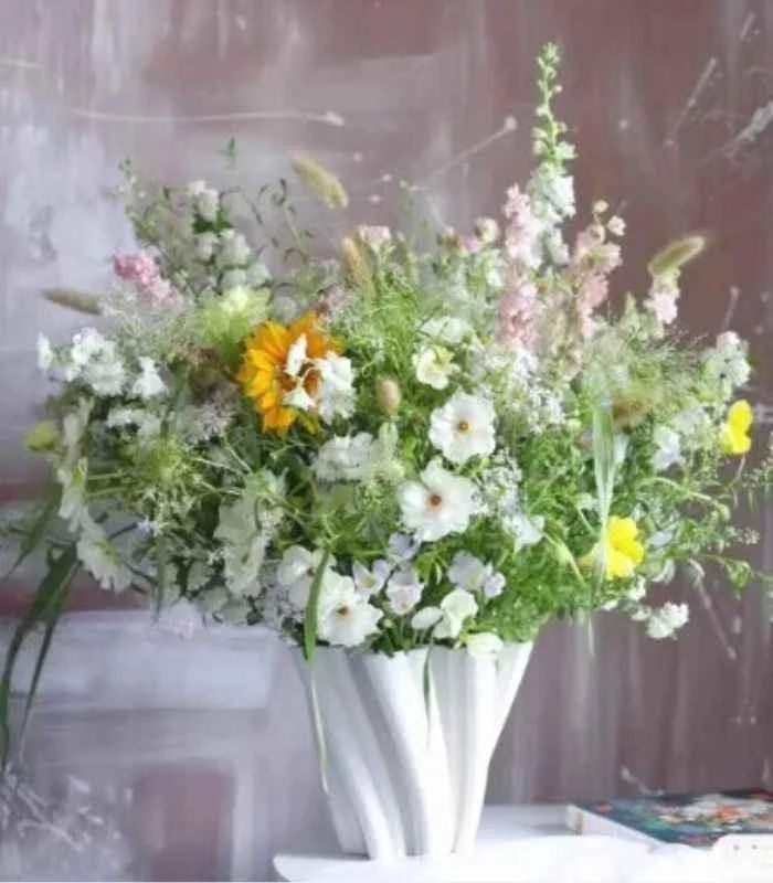 Ceramic Table Top Vase Twist Centrepiece Ceramic -  - #tag1#