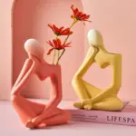 Ceramic Thinker Vase tag1