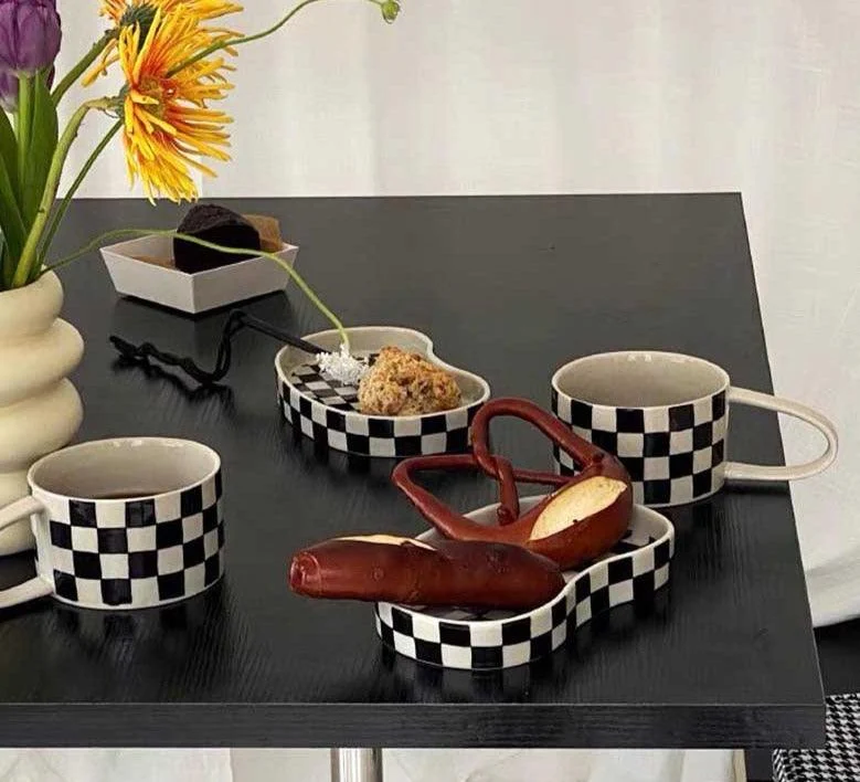 Checkered Ceramic Cup Mug -