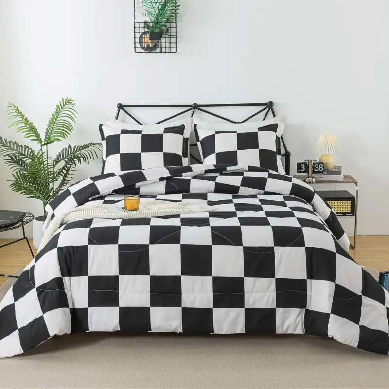 Checkered Charm Bedding Set Single Queen Size Ensemble