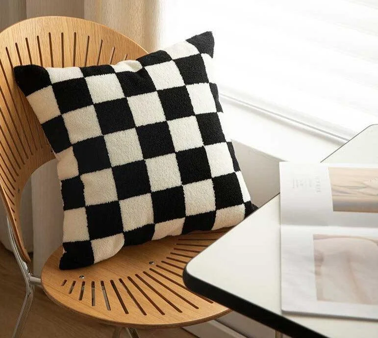 Checkered Geometric Cushions -