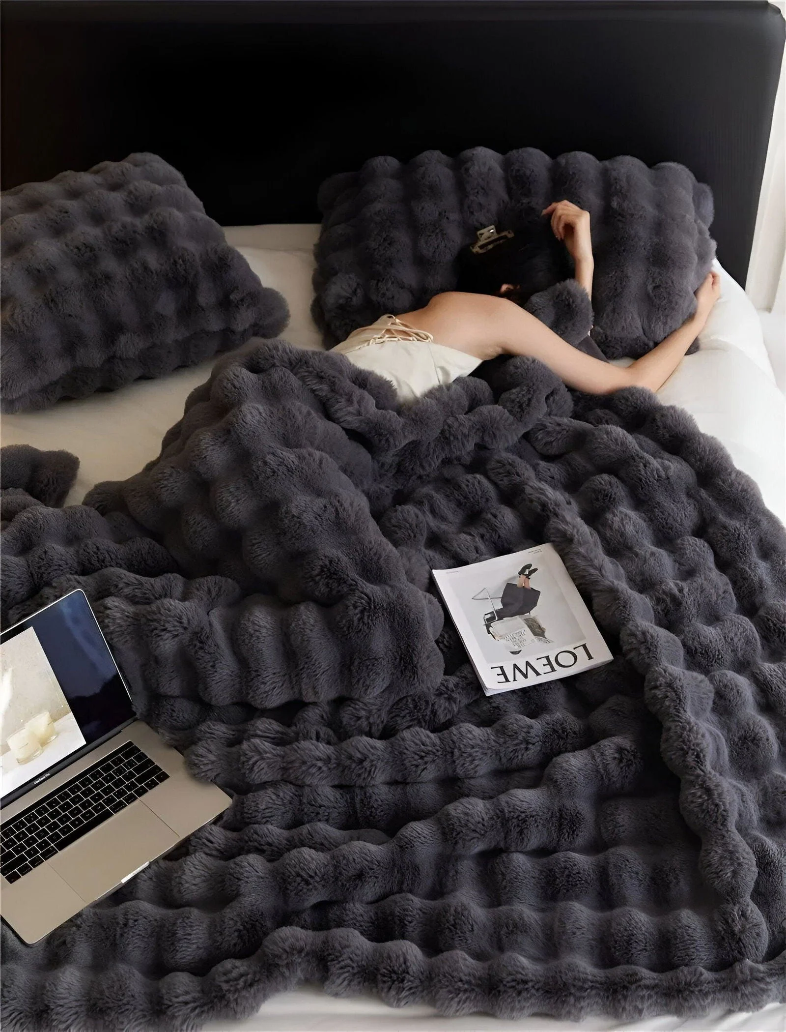 Checkered cuddly blanket - super soft and cuddly, the ultimate relaxation companion. -  - #tag1#