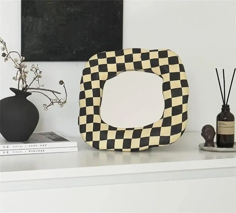 Checkmate Abstraction Mirror Special Shaped