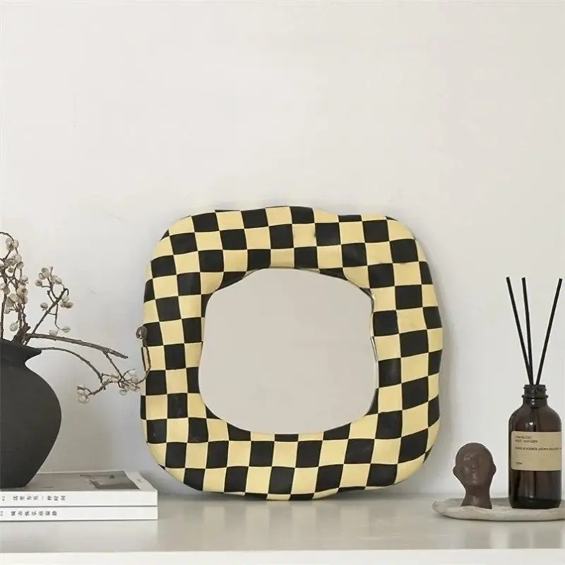 Checkmate Abstraction Mirror Special Shaped