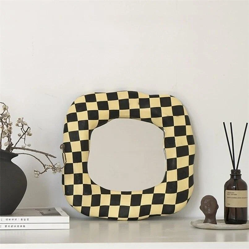 Checkmate Abstraction Mirror Special-Shaped -